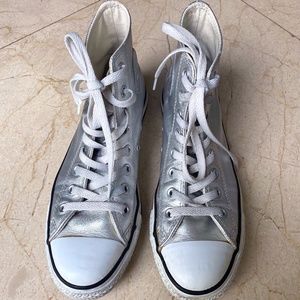 Metallic Silver Women's Converse Hi-tops Sz 8.5